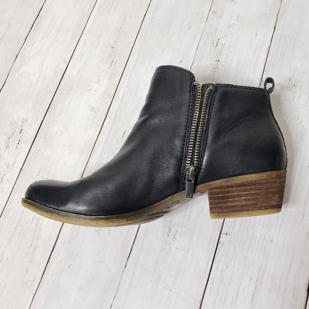 Lucky Brand Booties Ankle Boots Basel Black 8.5M Leather Upper Zippers Block